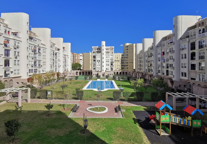 Gated Community Apartments in Chrompet with Amenities