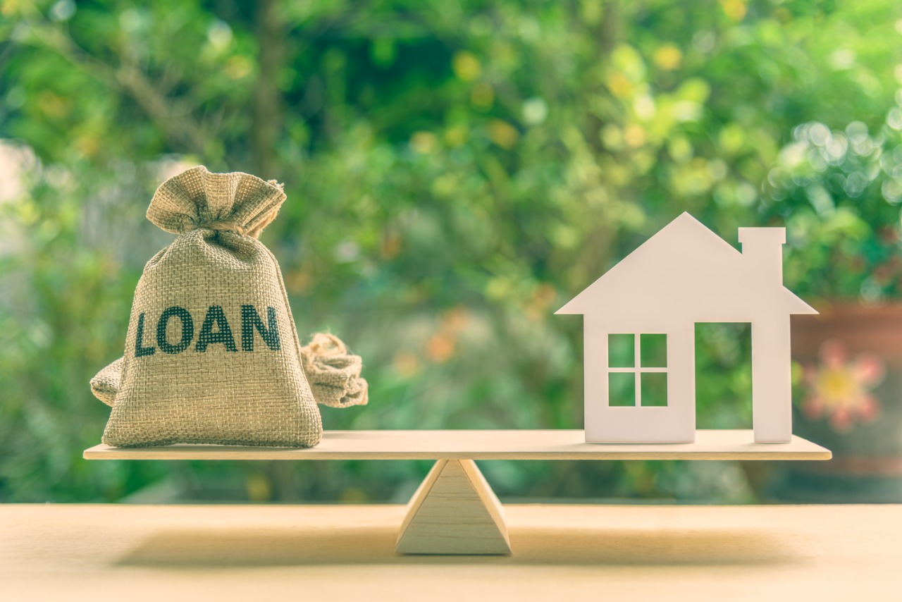 Expert Curated Tips To Save Money While Repaying Your Home Loan